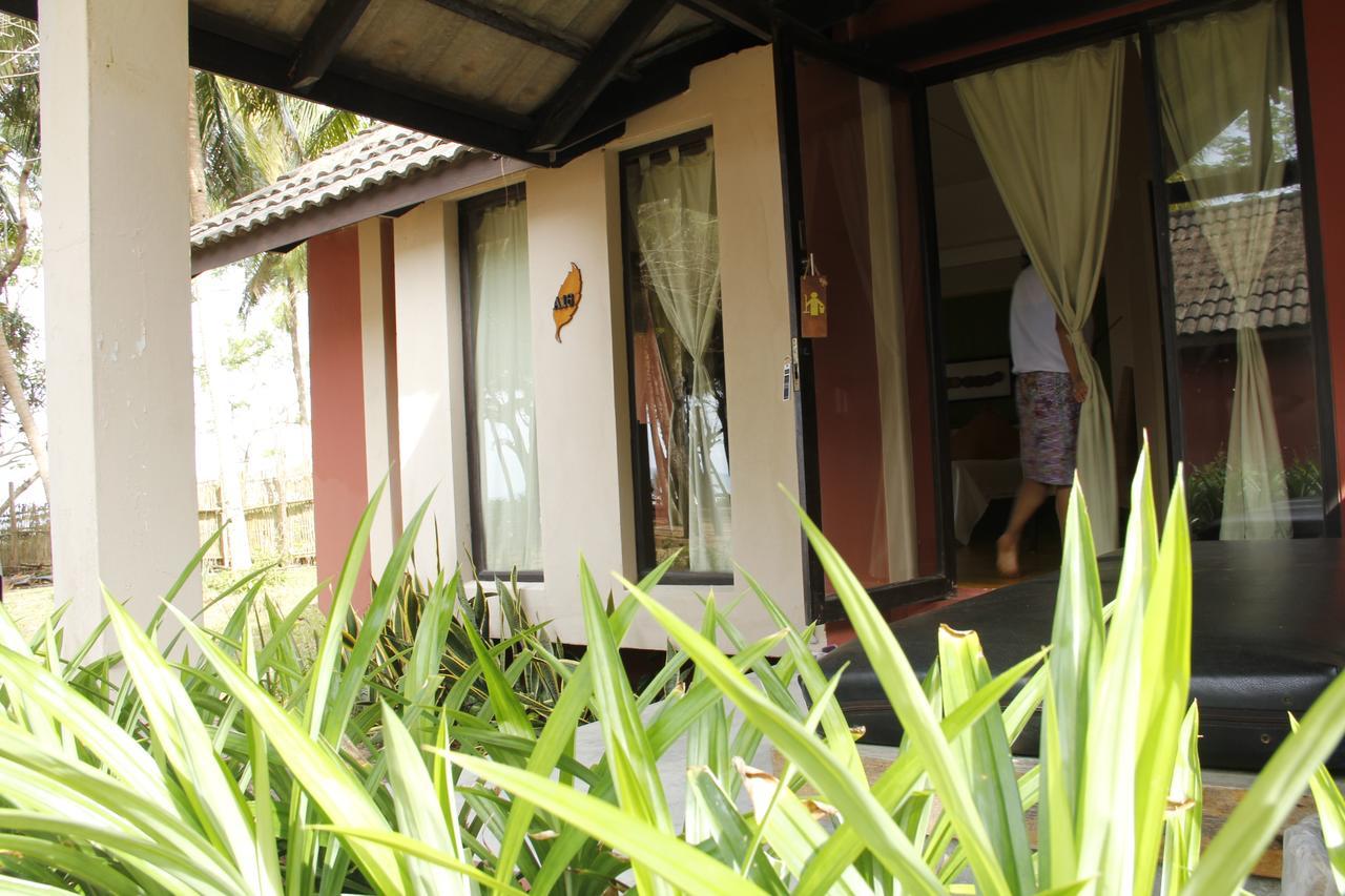 Baan Chumphon Pathio Exterior foto