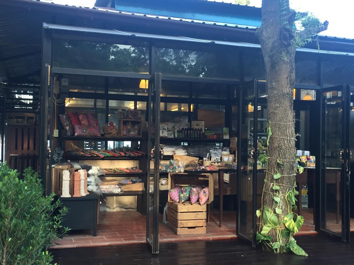 Baan Chumphon Pathio Exterior foto